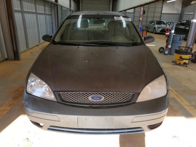 2005 Ford Focus ZX4