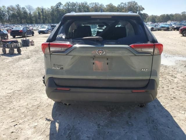 2020 Toyota Rav4 XLE