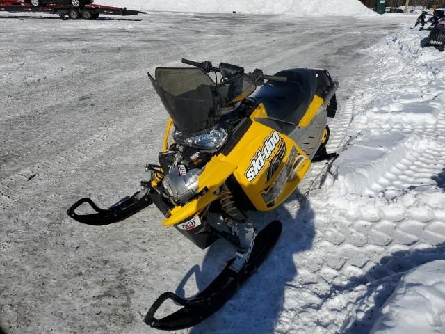 2007 Skidoo 2007 Skidoo Blizzard