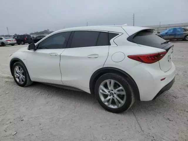 2017 Infiniti QX30 Base