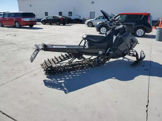 2021 Polaris Snowmobile