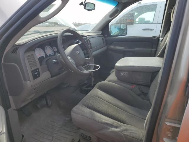 2004 Dodge RAM 3500 ST