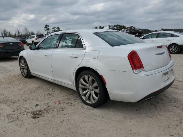 2019 Chrysler 300 Touring