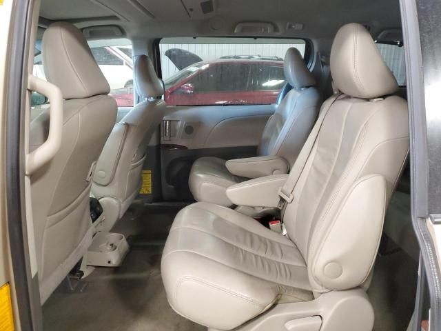 2011 Toyota Sienna XLE