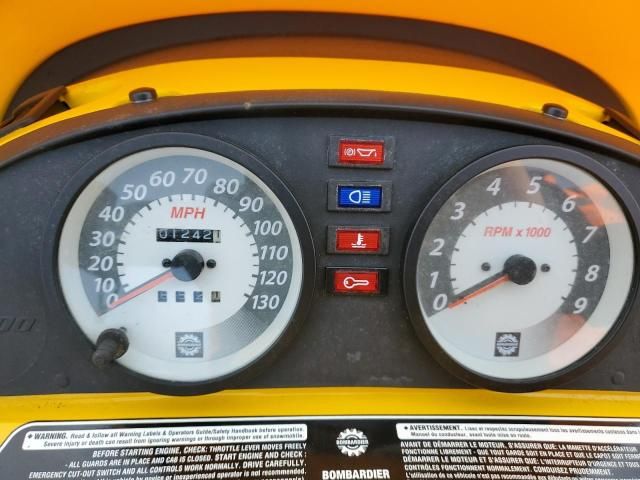 2001 Skidoo 2001 Skidoo Snowmobile