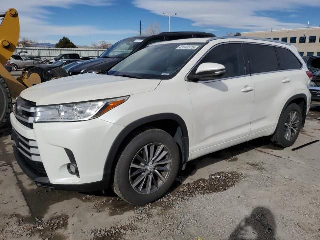 2018 Toyota Highlander SE