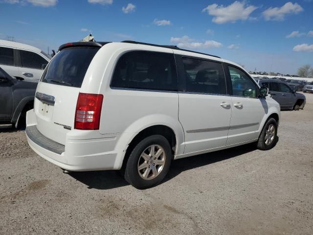 2009 Chrysler Town & Country Touring