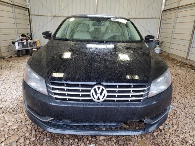 2014 Volkswagen Passat SE