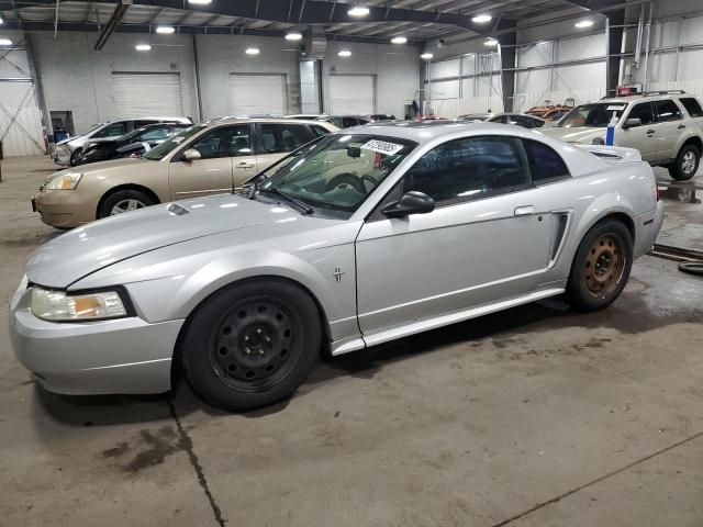 2000 Ford Mustang