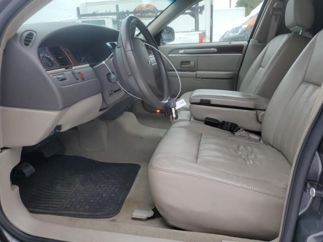 2007 Lincoln Town Car Executive