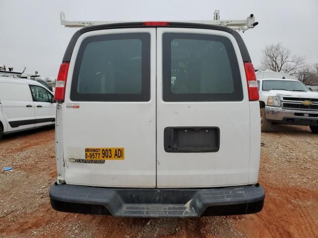 2020 Chevrolet Express G2500