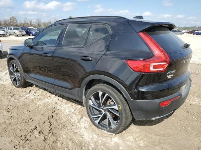 2020 Volvo XC40 T4 R-Design