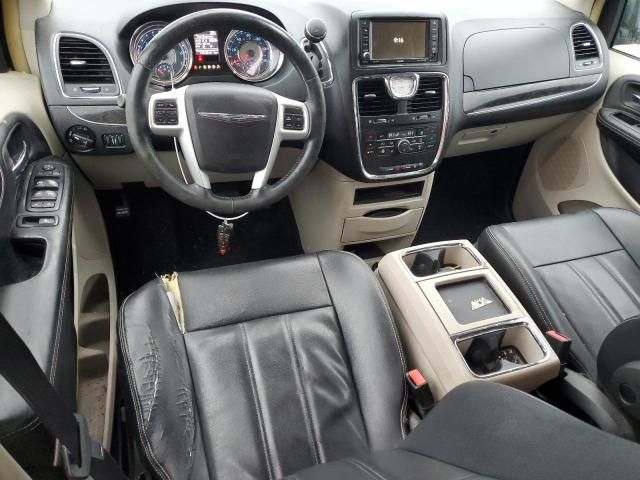 2015 Chrysler Town & Country Touring