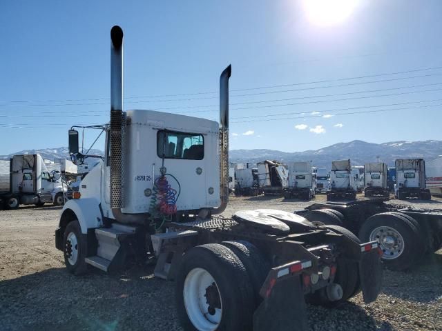 2009 Kenworth Construction T800