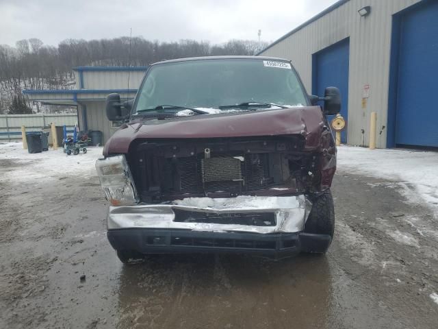 2011 Ford Econoline E350 Super Duty Van