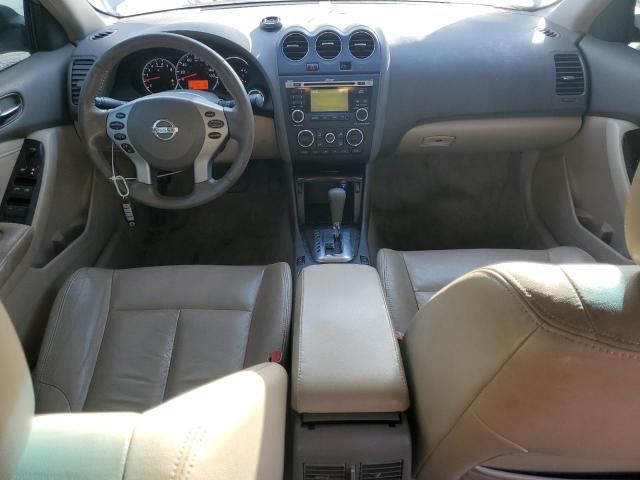 2010 Nissan Altima Base