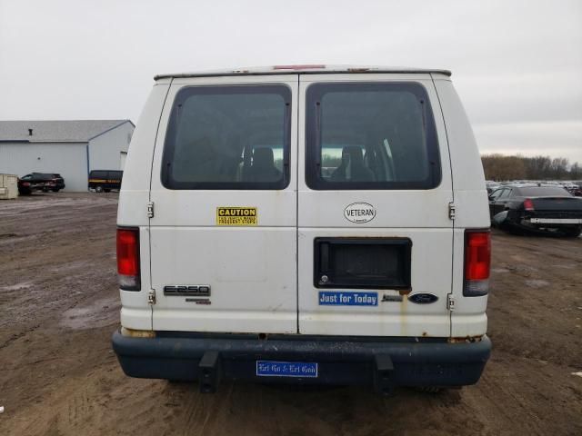 2013 Ford Econoline E250 Van