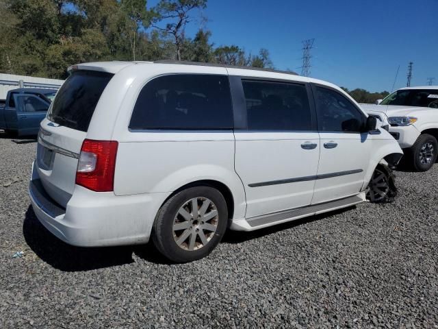 2015 Chrysler Town & Country Touring