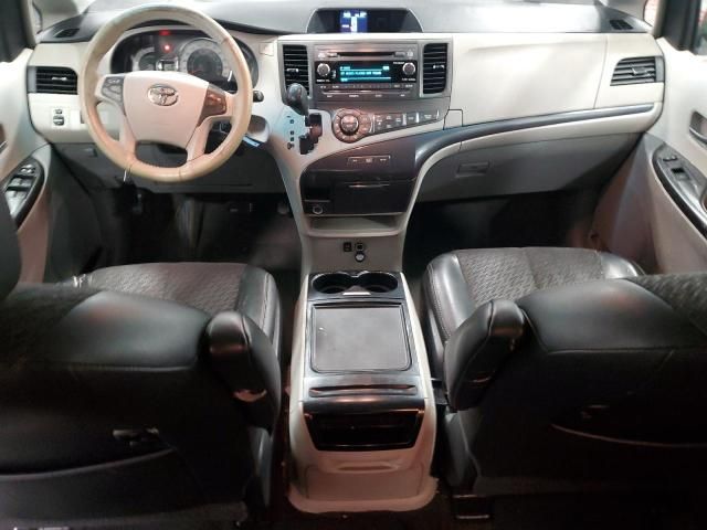 2012 Toyota Sienna Sport