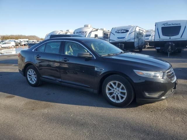 2013 Ford Taurus SE