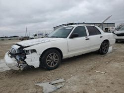 2004 Ford Crown Victoria en venta en Haslet, TX