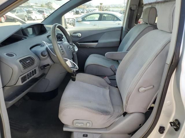 2004 Nissan Quest S