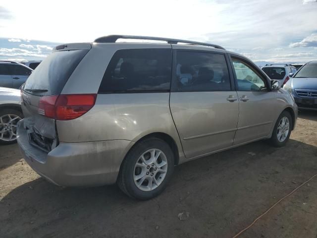 2004 Toyota Sienna XLE