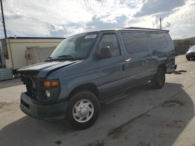 2012 Ford Econoline E350 Super Duty Wagon