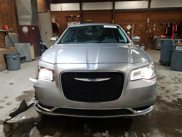 2015 Chrysler 300 Limited