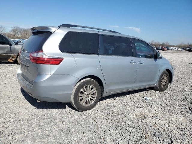 2015 Toyota Sienna XLE