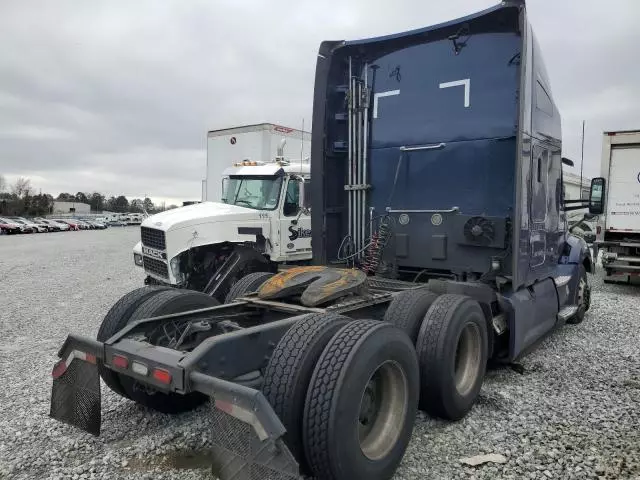 2019 Kenworth Construction T680