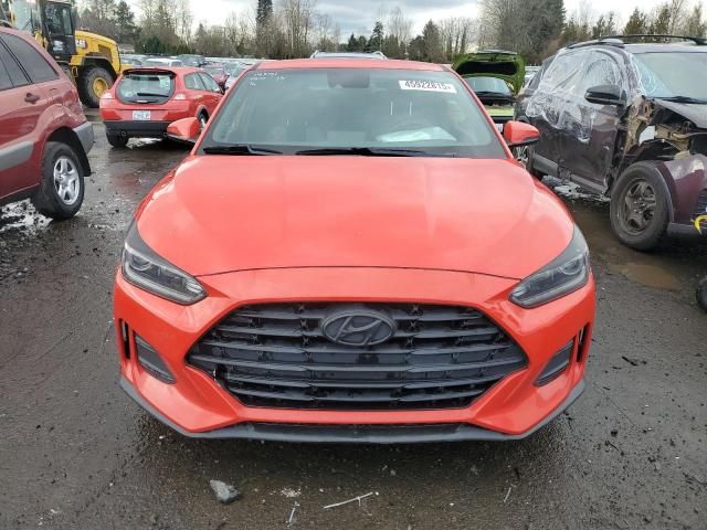 2019 Hyundai Veloster Base