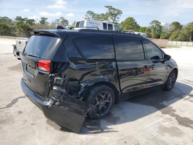 2020 Chrysler Pacifica Touring L Plus