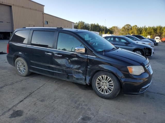 2012 Chrysler Town & Country Limited