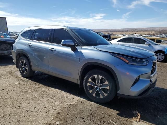 2021 Toyota Highlander XLE