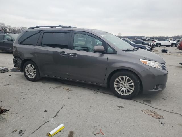 2015 Toyota Sienna XLE