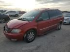 2004 Chrysler Town & Country Limited