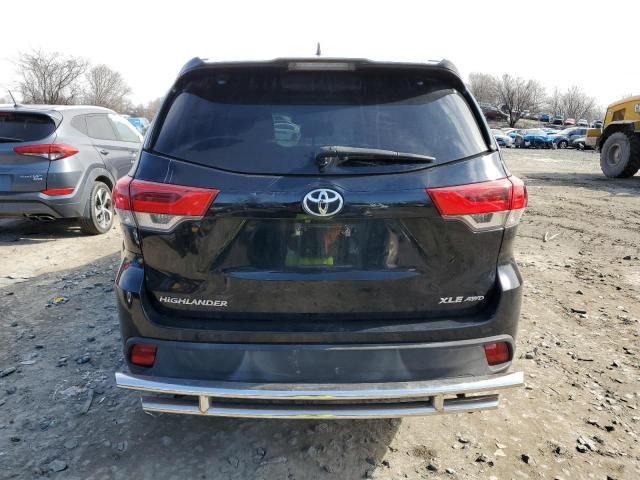 2019 Toyota Highlander SE