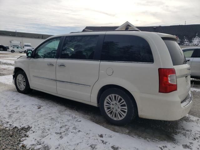 2012 Chrysler Town & Country Touring L