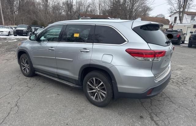 2019 Toyota Highlander SE