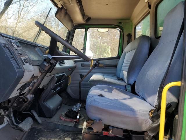 2001 Freightliner Medium Conventional FL70