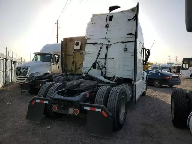 2019 Volvo VN Semi Truck