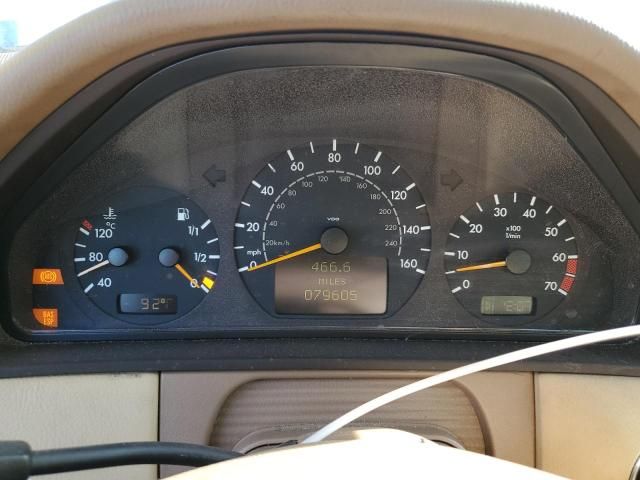 2000 Mercedes-Benz E 320