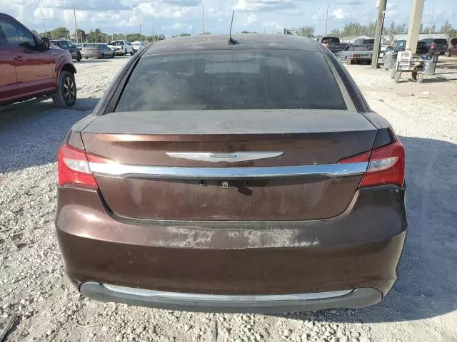 2013 Chrysler 200 Touring