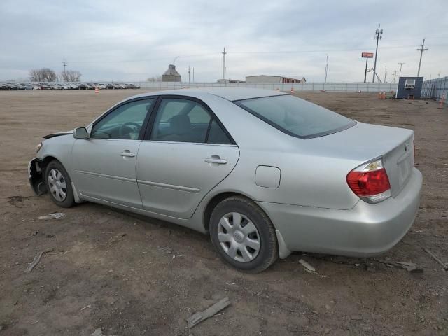 2005 Toyota Camry LE