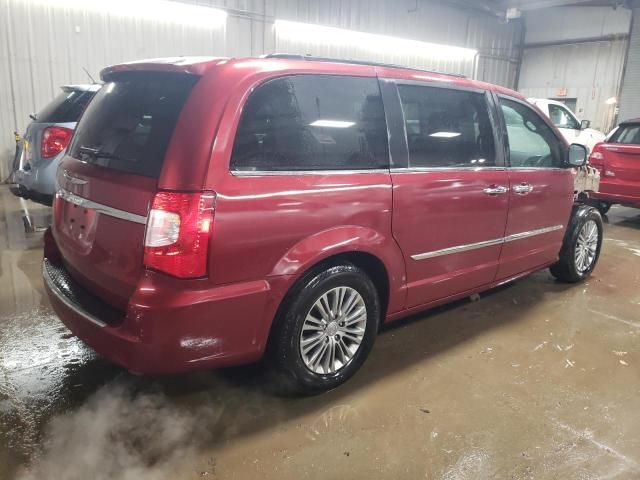 2016 Chrysler Town & Country Touring L