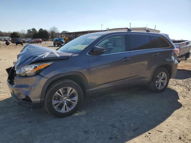 2014 Toyota Highlander LE