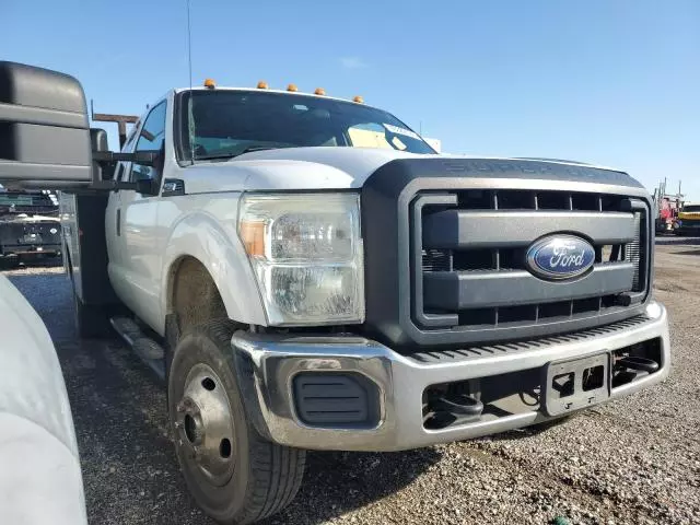 2016 Ford F350 Super Duty Supercab  UTILITY/SERVICE Truck