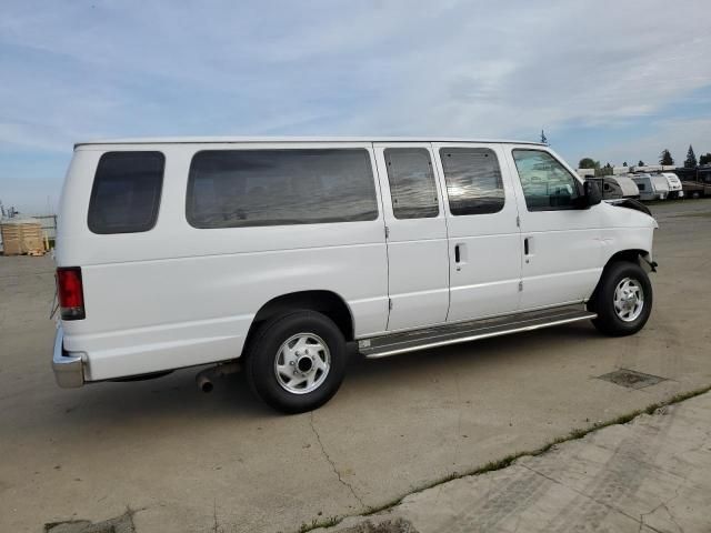 2014 Ford Econoline E350 Super Duty Wagon