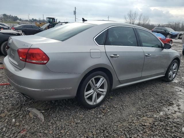 2012 Volkswagen Passat SEL